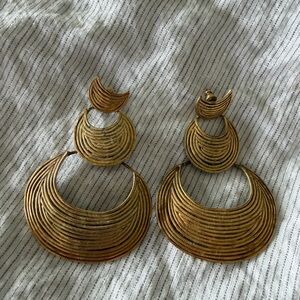 Gas Bijoux Elegant Gold Crescent Earrings